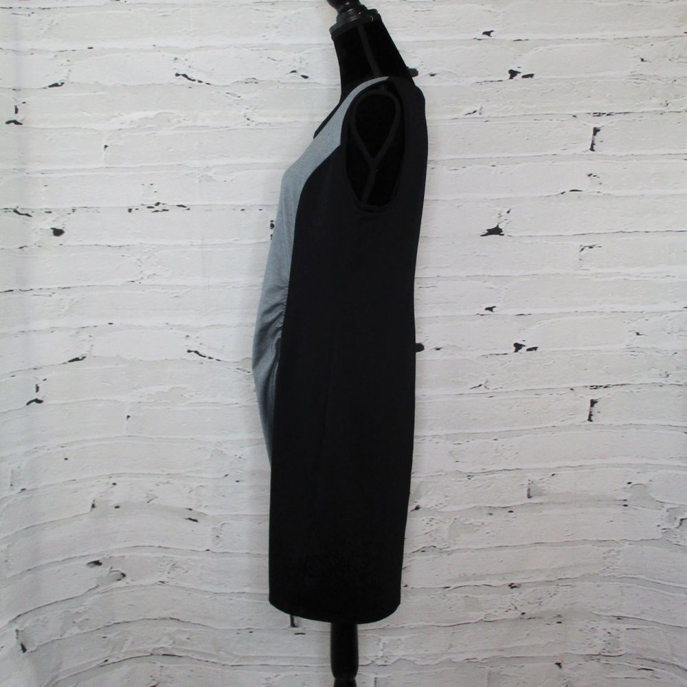 Old Navy Maternity Colorblock Sheath Dress - Picture 5 of 7